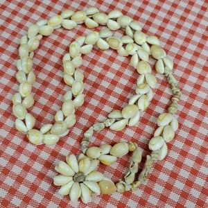 Vintage Shell Necklace